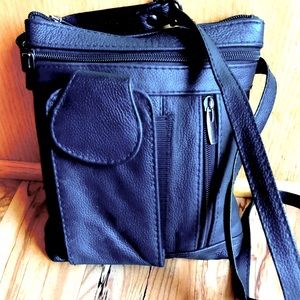 Vintage black Pebbled leather crossbody shoulder mini bag purse POCKETS VGUC